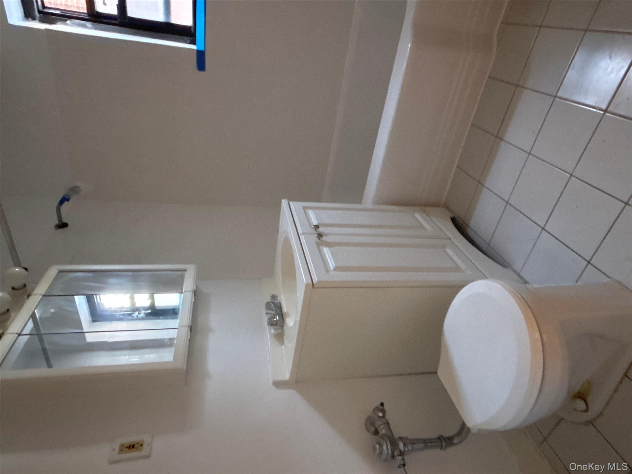 #14 photo, 23 Schenck Avenue, Great Neck , NY 11021