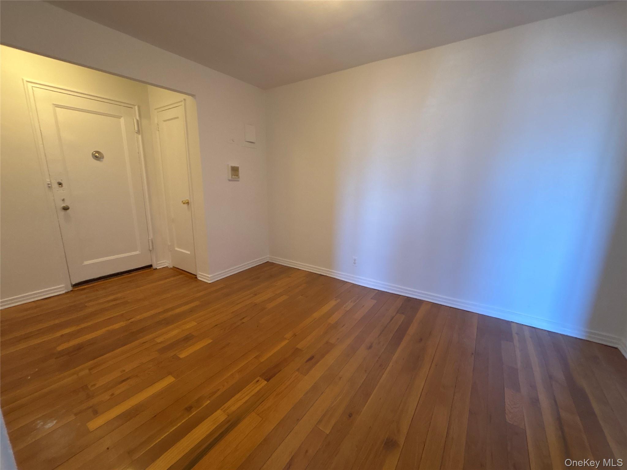 #3 photo, 23 Schenck Avenue, Great Neck , NY 11021