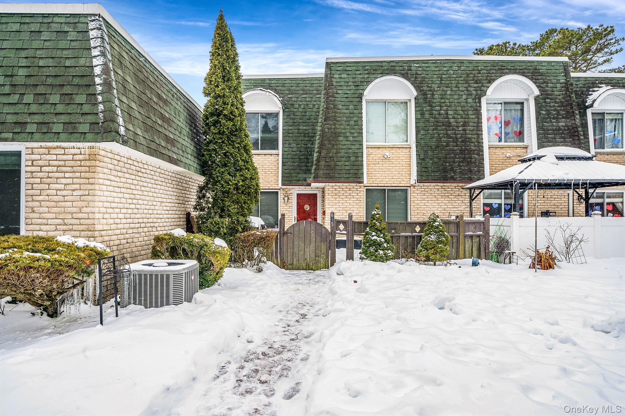 #2 photo, 615 Blue Ridge Drive, Medford , NY 11763