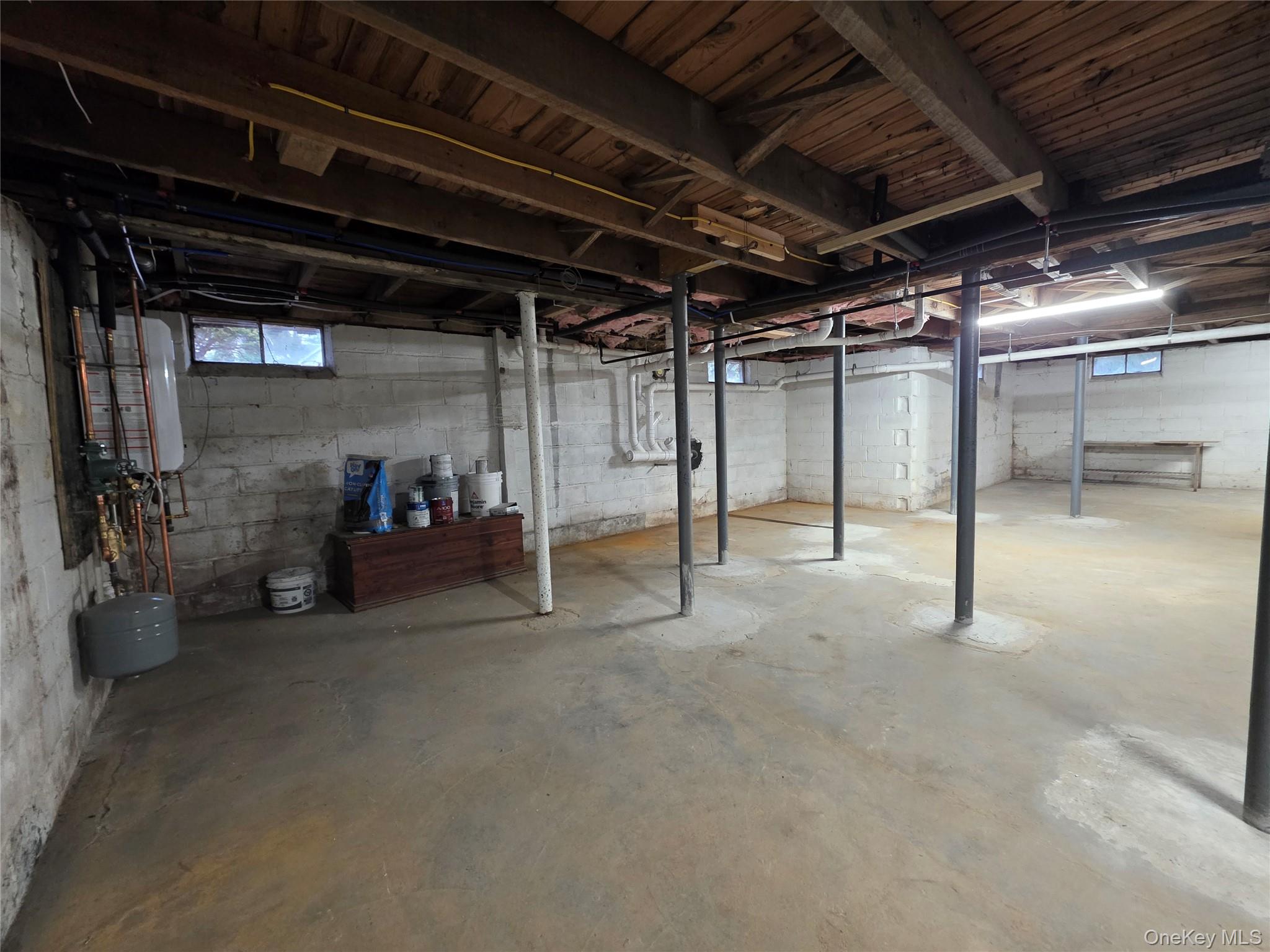 #17 photo, 200 Deforest Road, Dix Hills , NY 11746