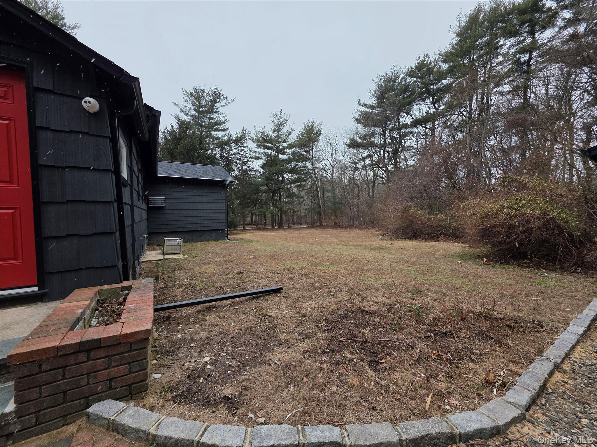 #19 photo, 200 Deforest Road, Dix Hills , NY 11746