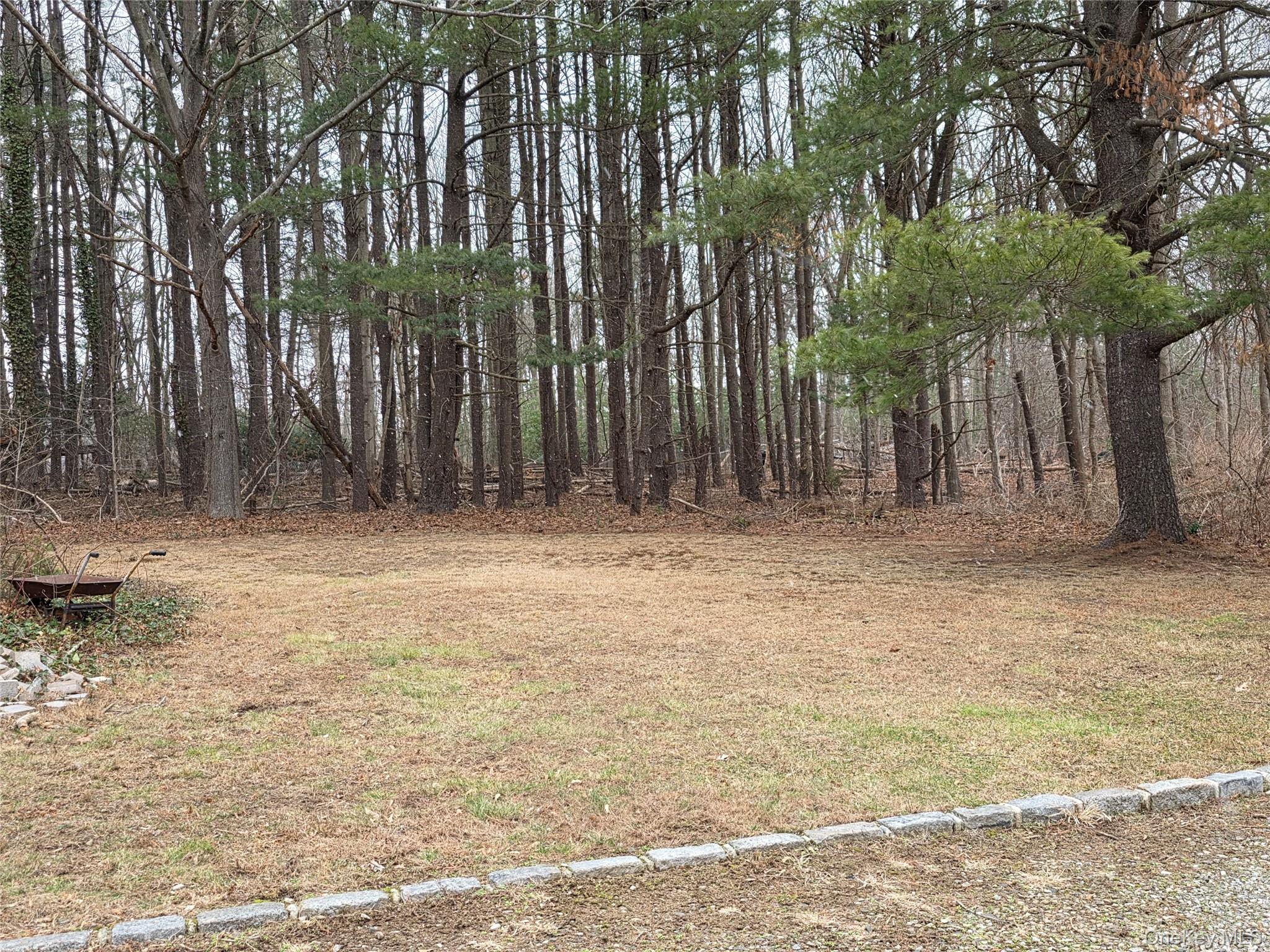 #20 photo, 200 Deforest Road, Dix Hills , NY 11746