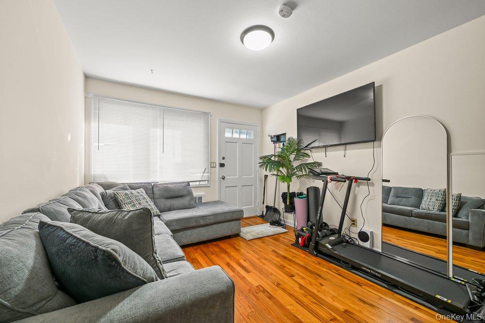 #10 photo, 40 Firwood Road, Port Washington , NY 11050