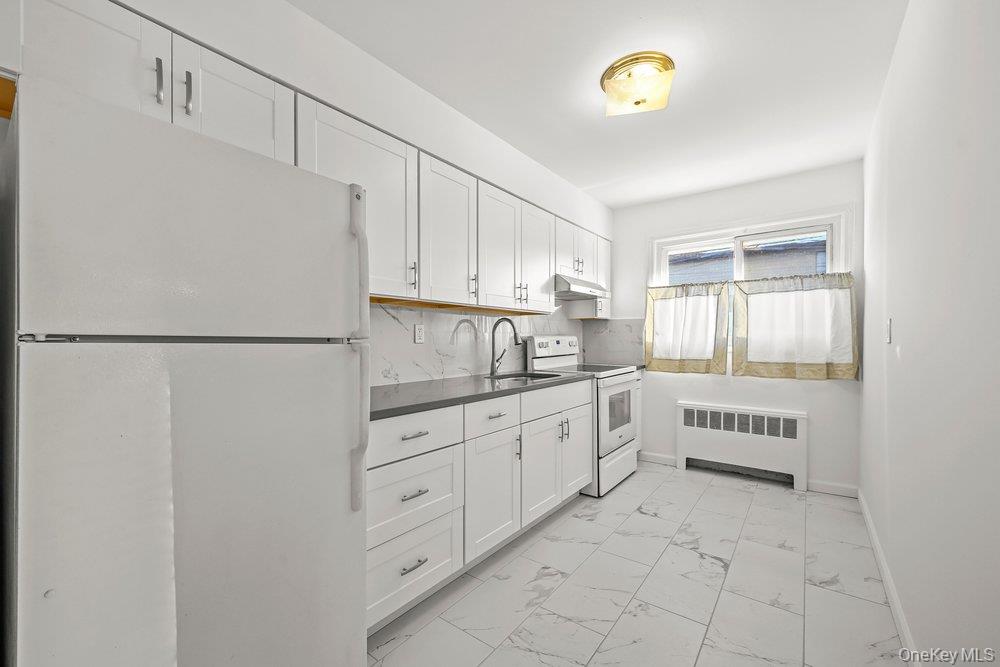 #5 photo, 40 Firwood Road, Port Washington , NY 11050