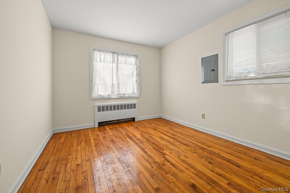 #7 photo, 40 Firwood Road, Port Washington , NY 11050