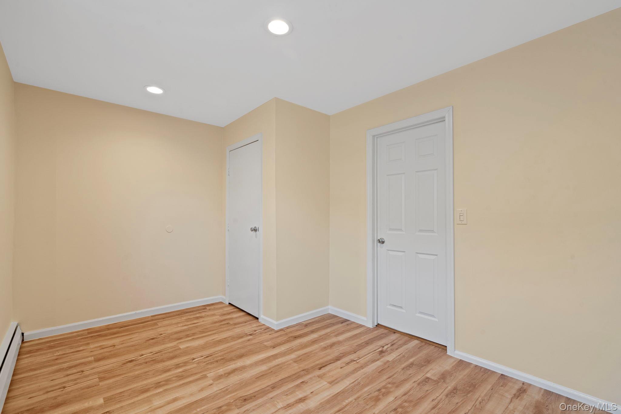 #14 photo, 480 Ocean Avenue, East Rockaway , NY 11518