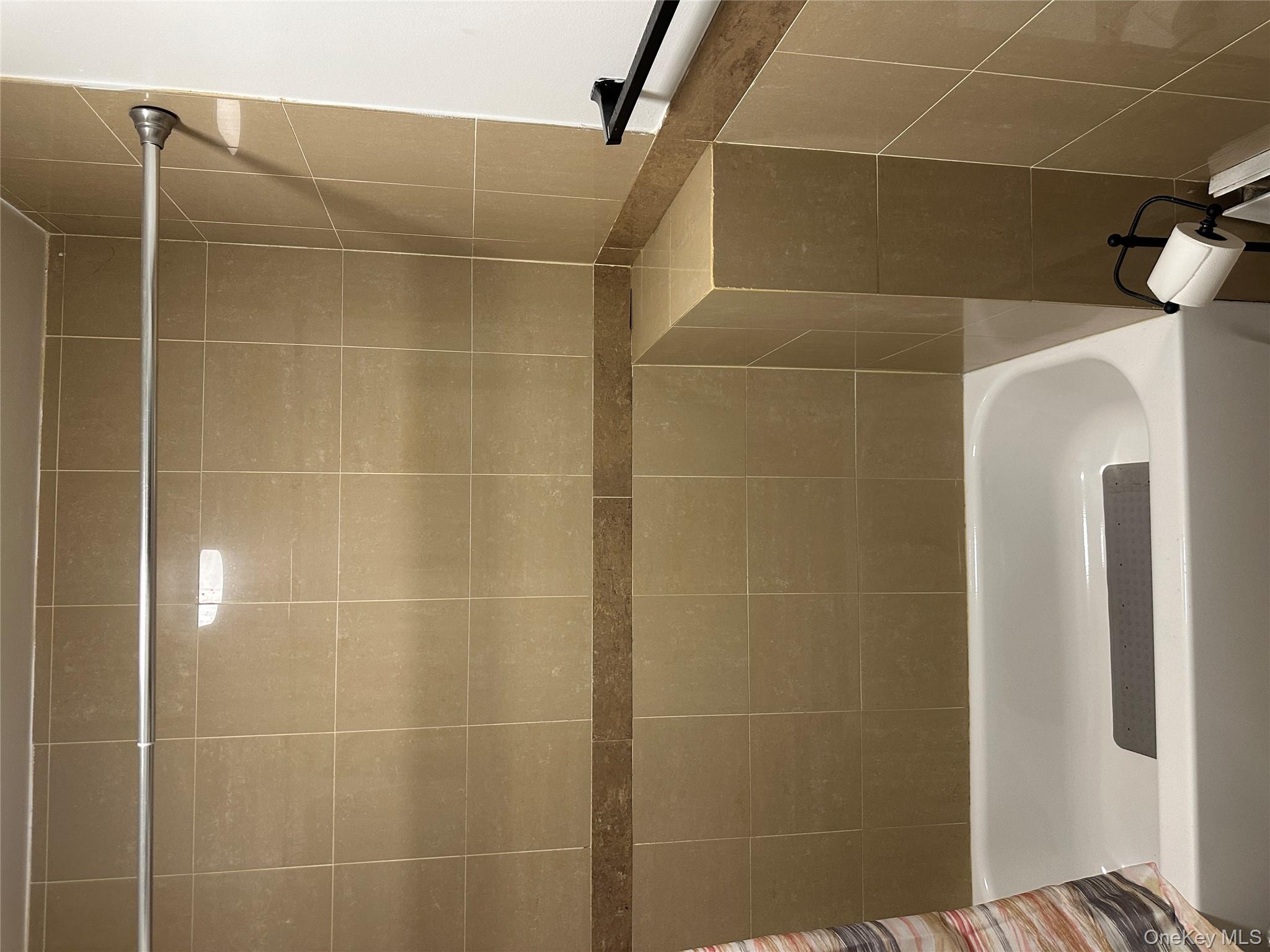 #7 photo, 74 Dehnhoff Avenue, Freeport , NY 11520