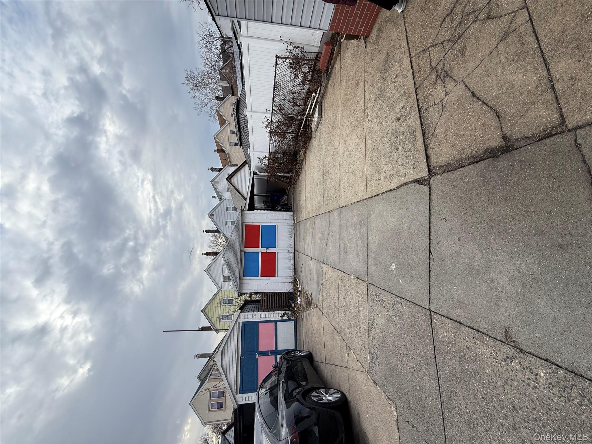 #9 photo, 9426 80th Street, कुईंस Ozone Park , NY 11416