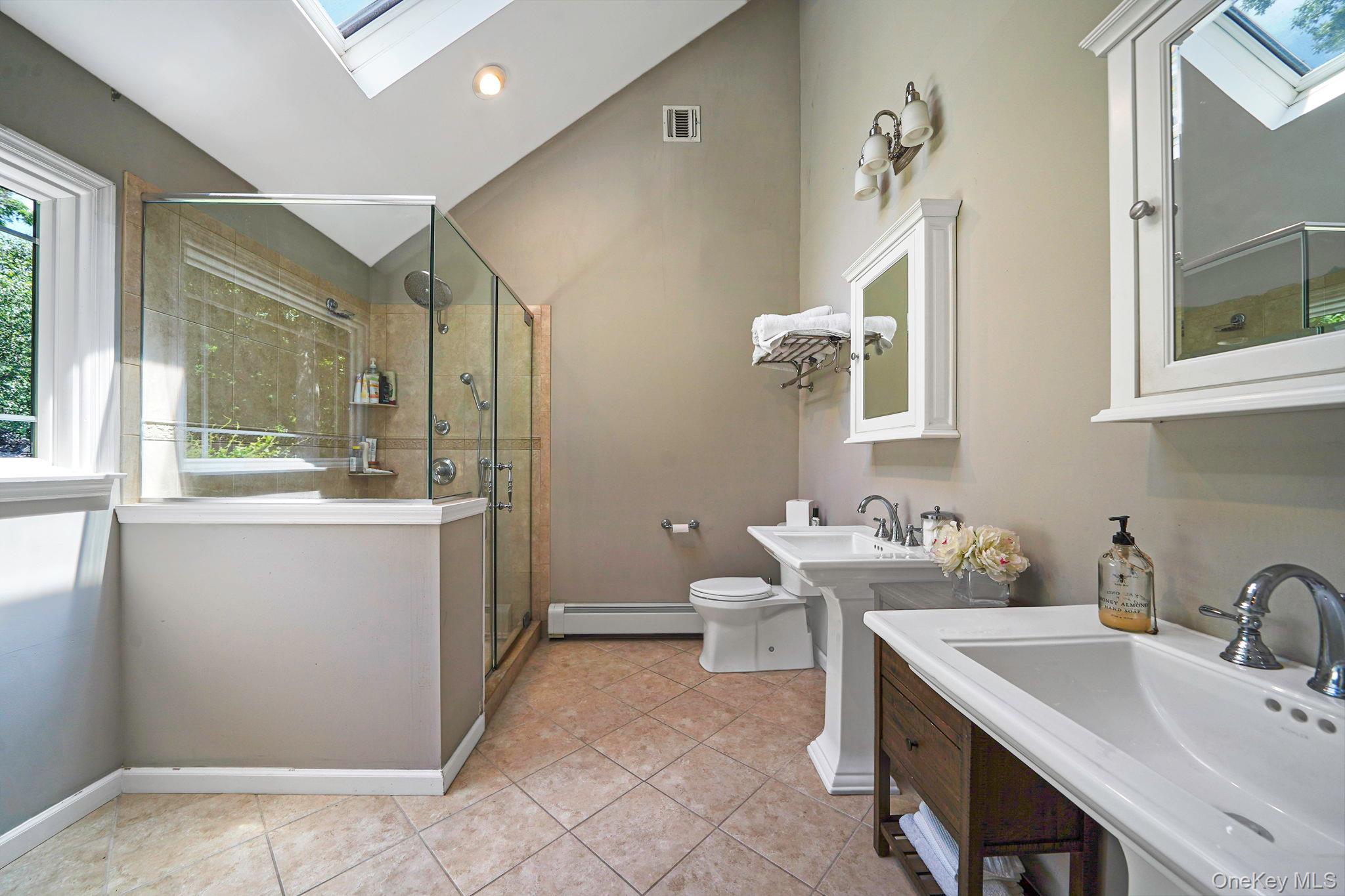 #16 photo, 9 Maureen Drive, Mount Sinai , NY 11766