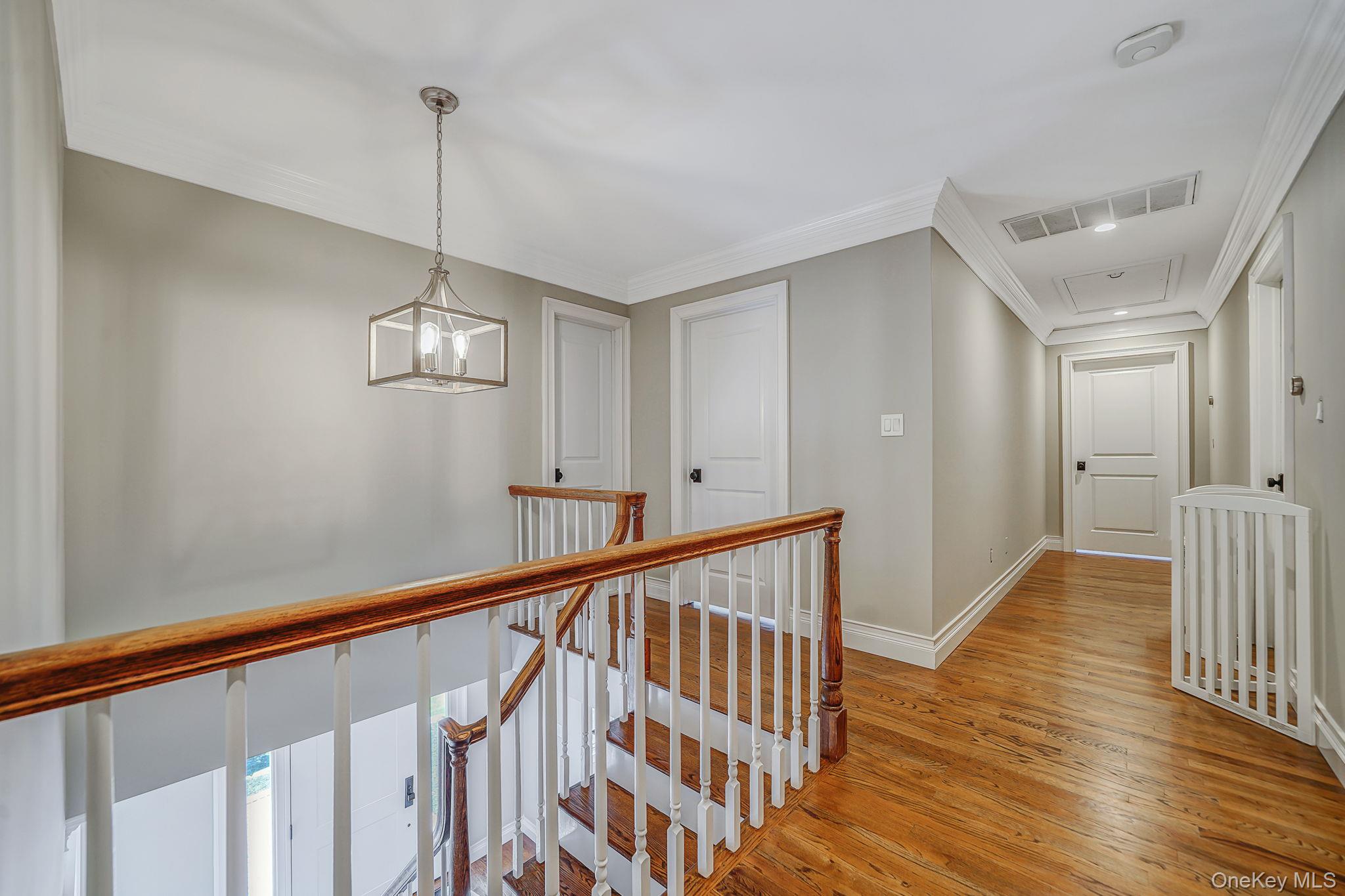 #18 photo, 9 Maureen Drive, Mount Sinai , NY 11766