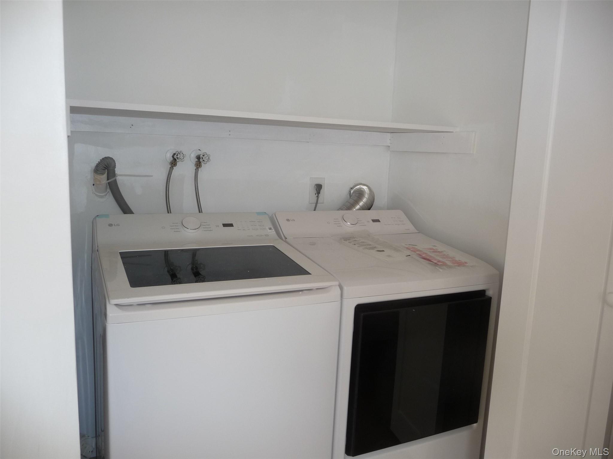 #4 photo, 91 Sarah Lane, Middletown , NY 10941