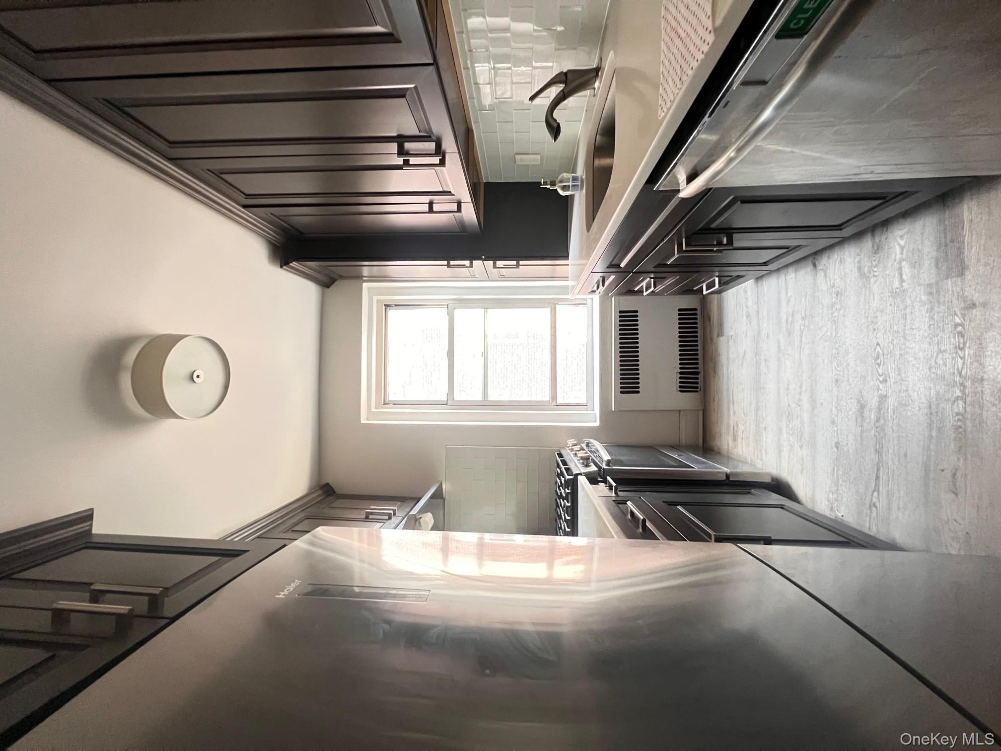 #12 photo, 63-109 Saunders St, Rego Park , NY 11374