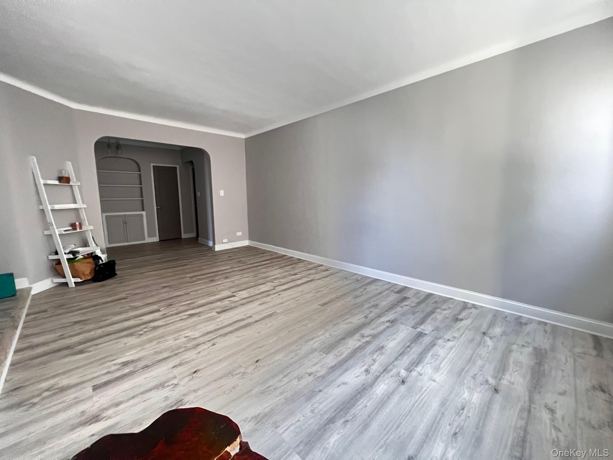 #8 photo, 63-109 Saunders St, Rego Park , NY 11374