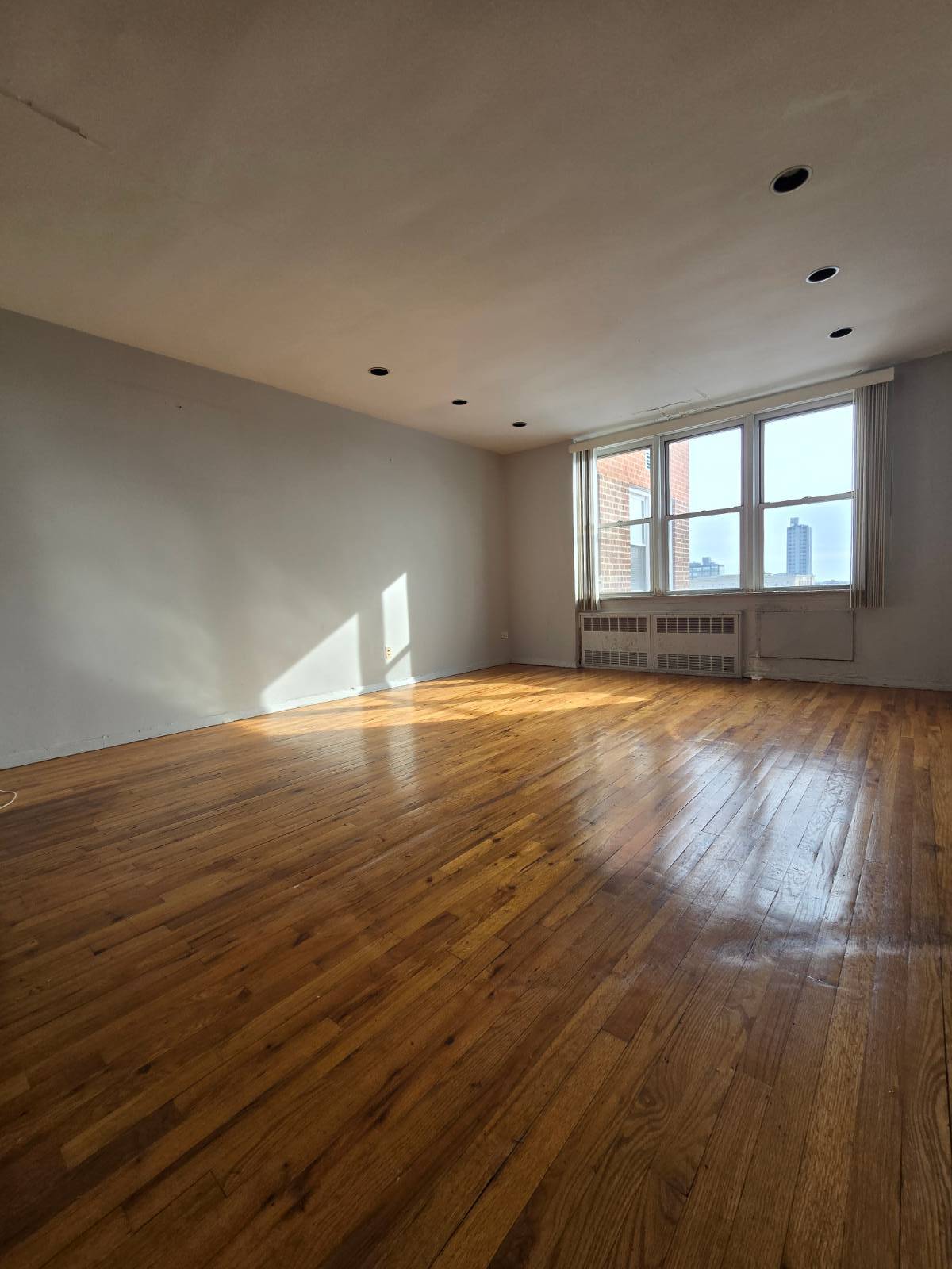 #4 photo, 1360 Ocean Pkwy, ব্রুকলিন Midwood , NY 11230