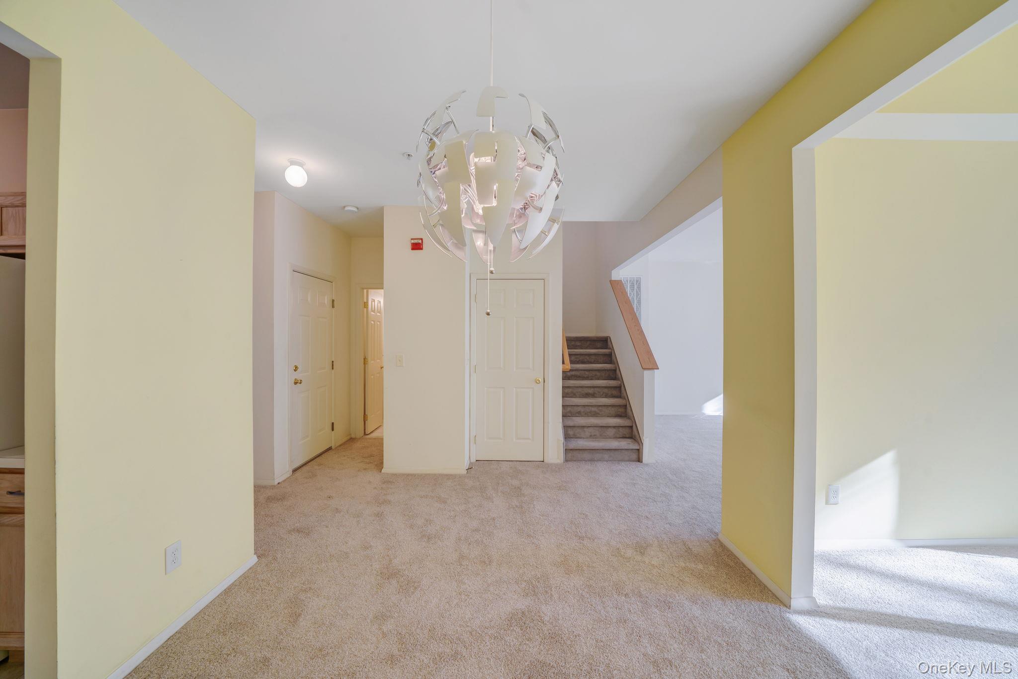 #7 photo, 11 Cranberry Circle, Medford , NY 11763