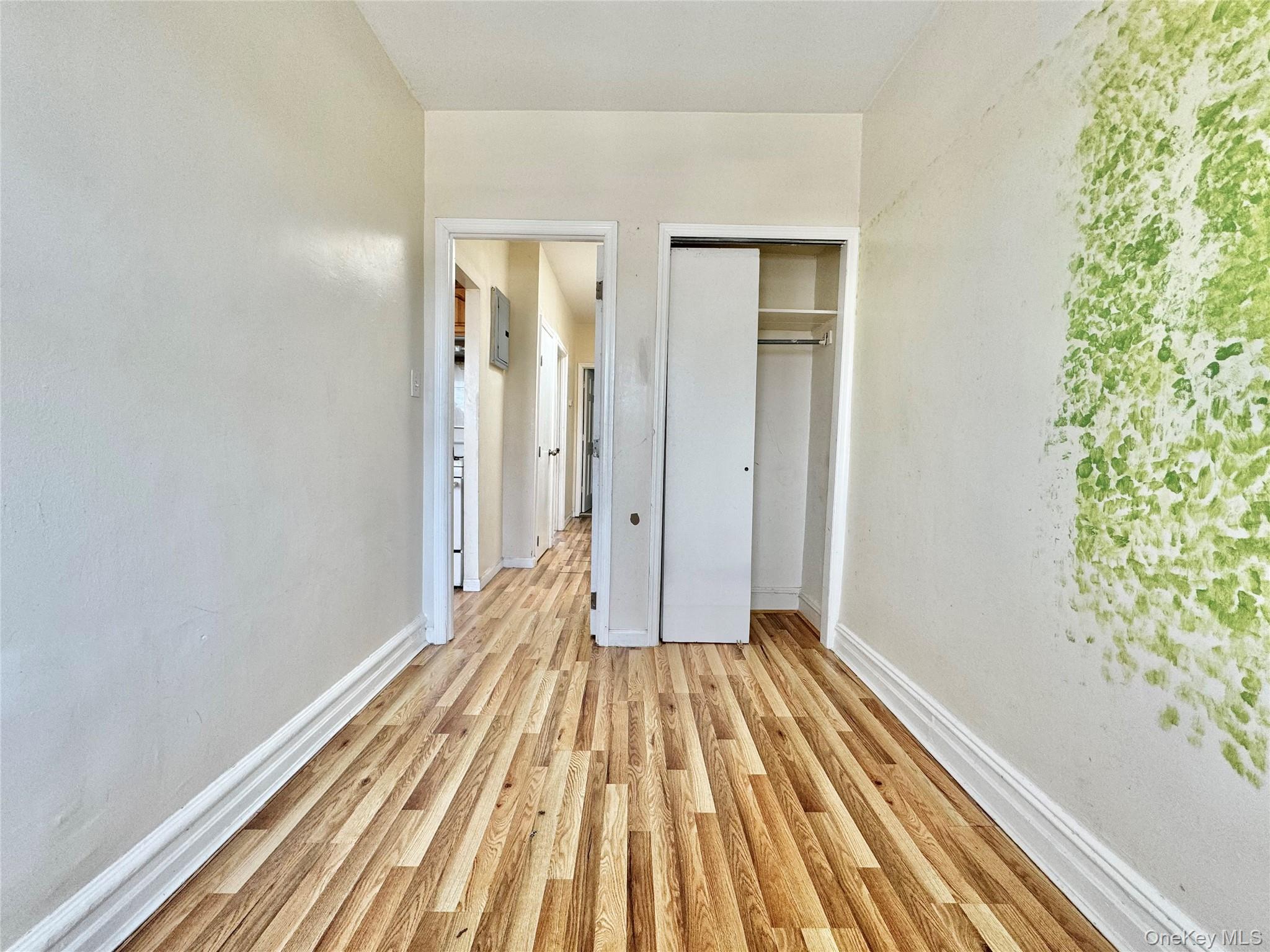 #6 photo, 11527 122nd Street, कुईंस South Ozone Park , NY 11420