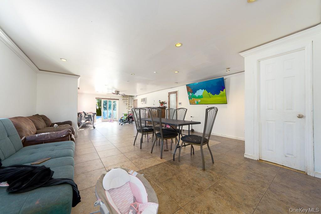 #10 photo, 580 Maple Street, מחוז נסאו West Hempstead , NY 11552