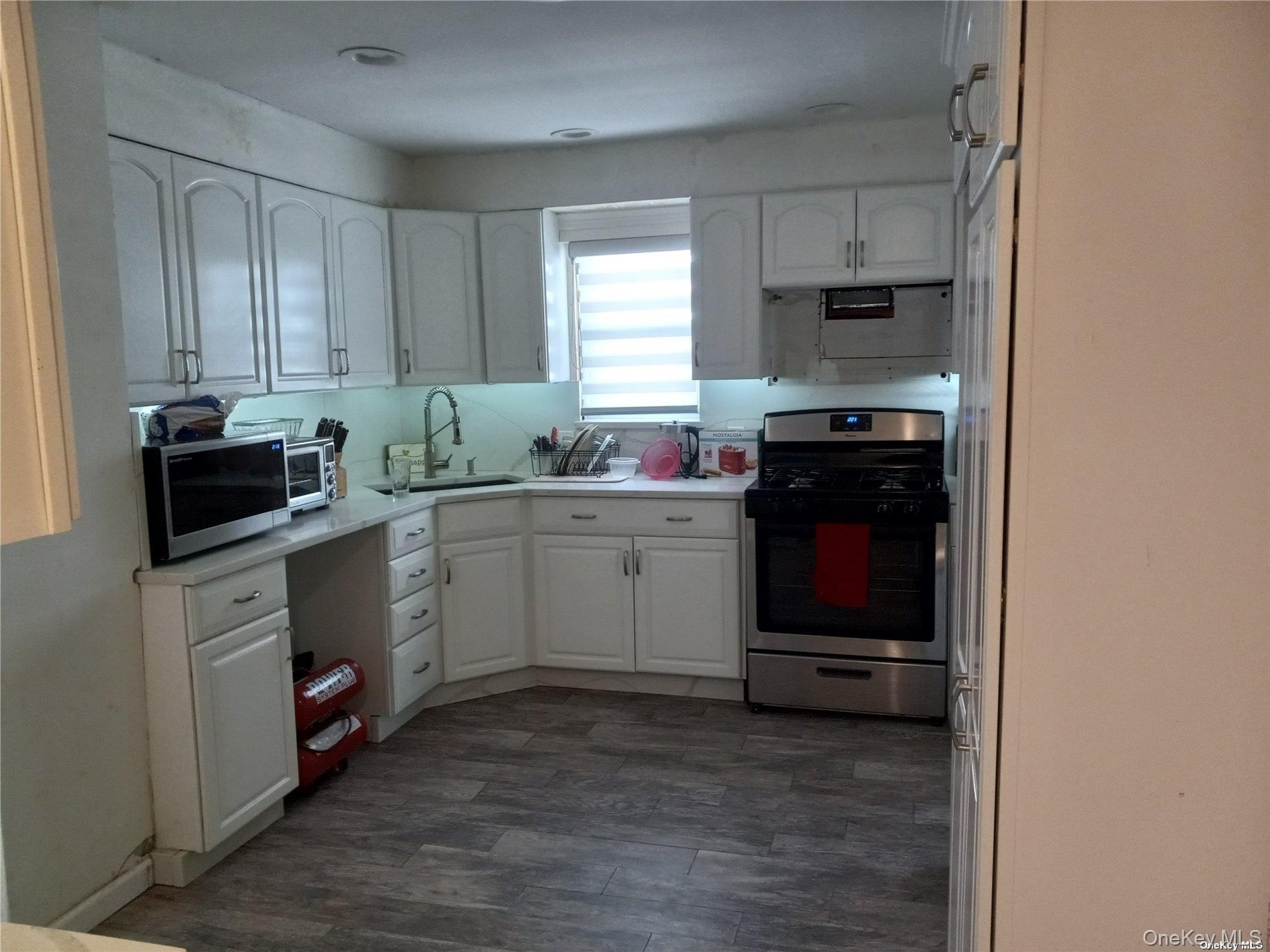 #14 photo, 580 Maple Street, מחוז נסאו West Hempstead , NY 11552