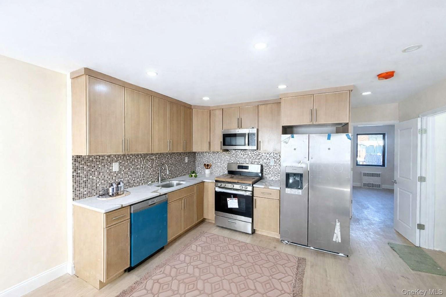 #2 photo, 7305 Cook Avenue, Middle Village , NY 11379