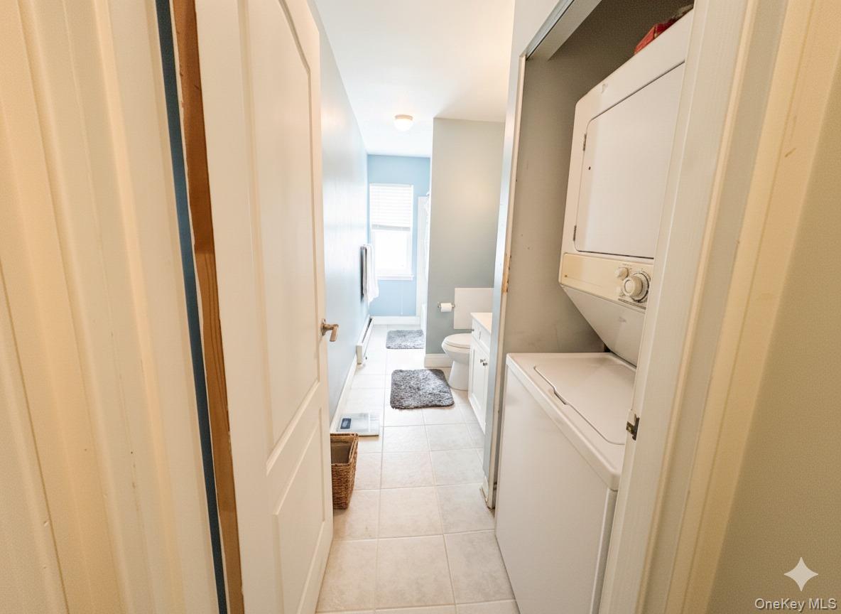 #12 photo, 305 Towne House Village, Islandia , NY 11749