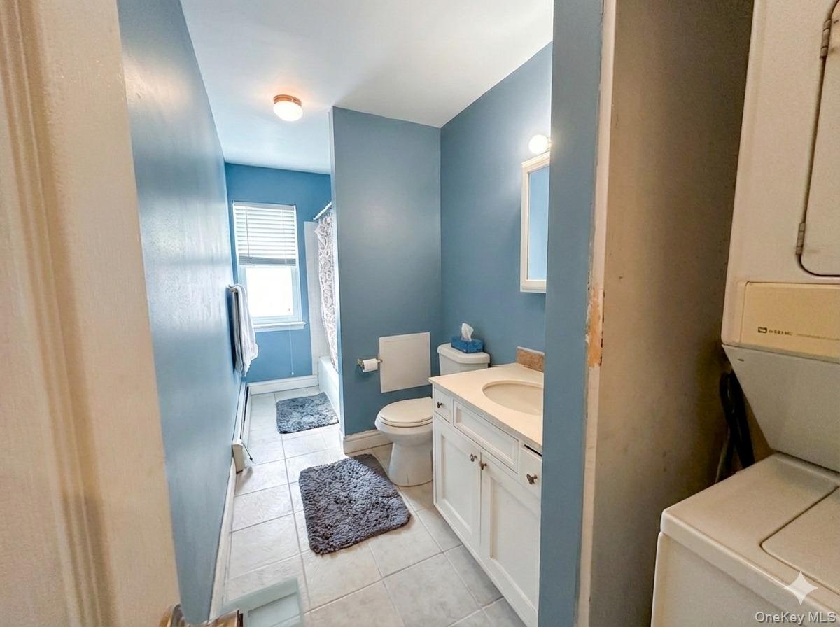 #6 photo, 305 Towne House Village, Islandia , NY 11749