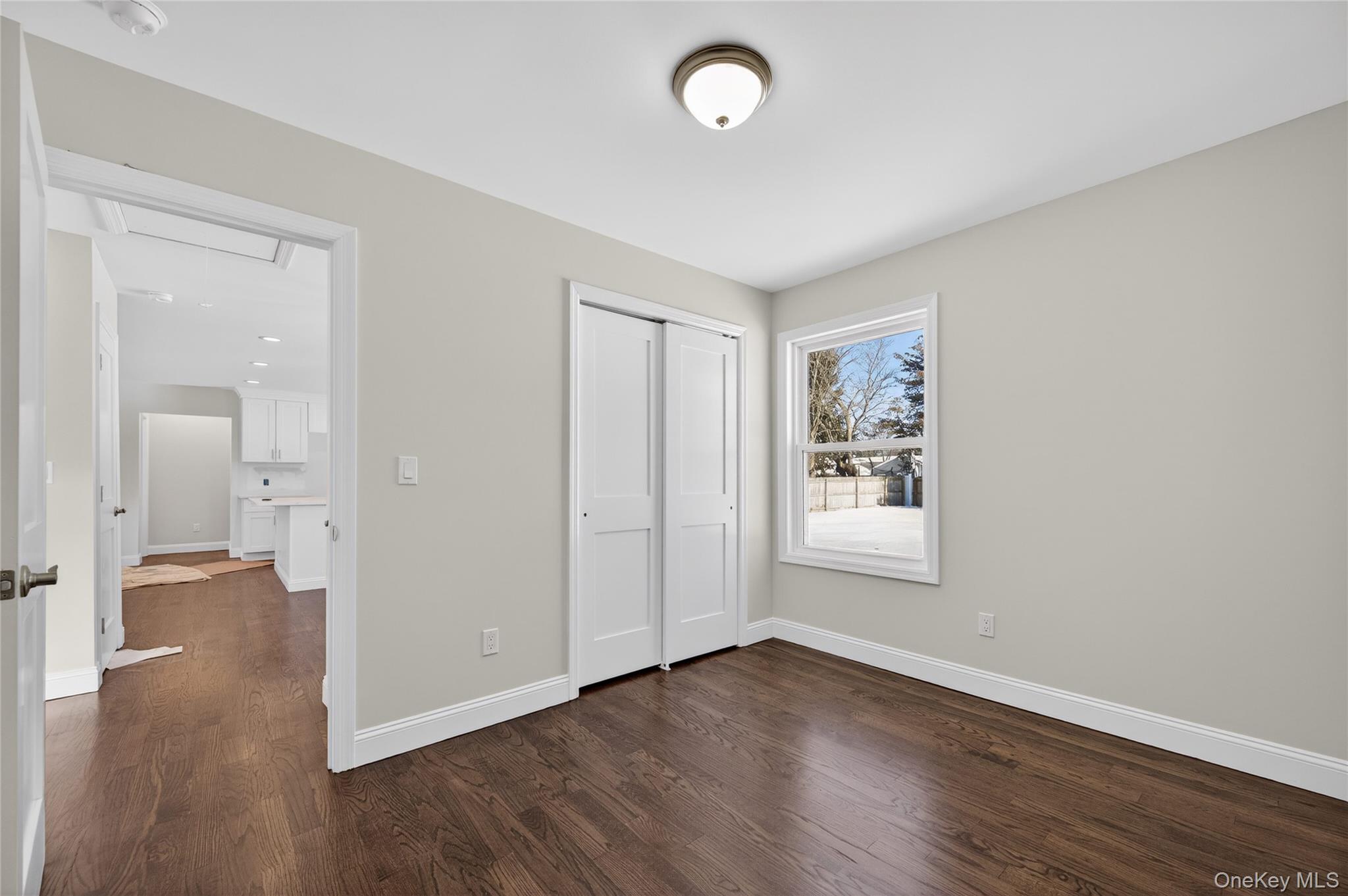 #19 photo, 1667 Manatuck, সাফোক কাউন্টি Bay Shore , NY 11706