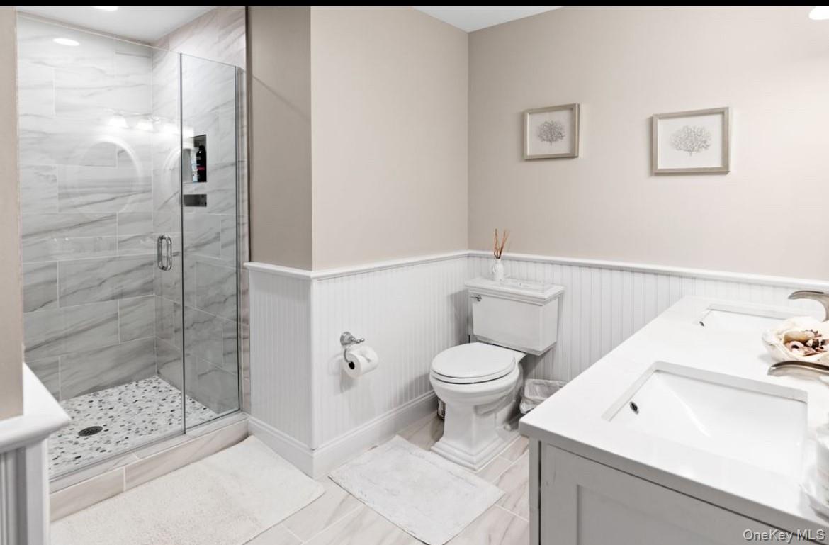 #15 photo, 5 Juniper Lane, Southampton , NY 11968