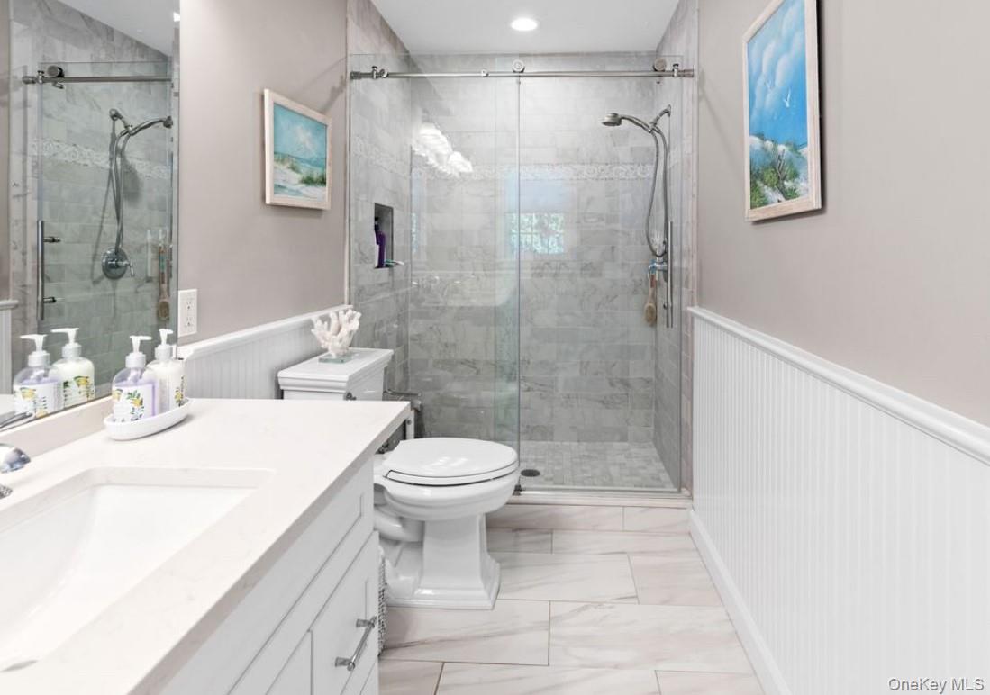 #18 photo, 5 Juniper Lane, Southampton , NY 11968