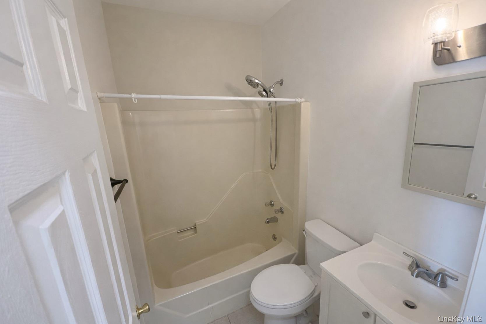 #3 photo, 39 Church Street, Port Jervis , NY 12771