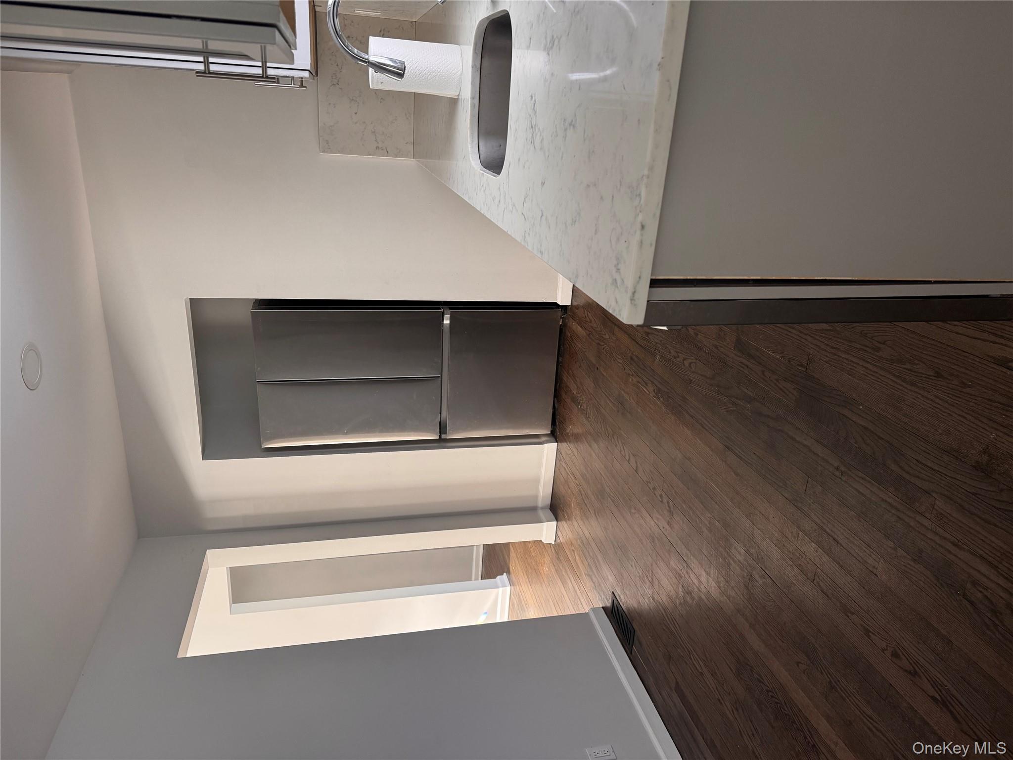 #4 photo, 14 Fenner Lane, Nanuet , NY 10954