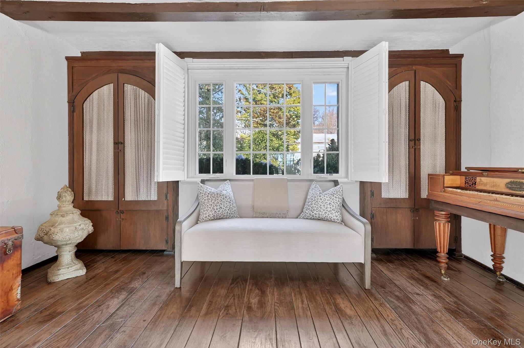 #9 photo, 181 Hillair Circle, White Plains , NY 10605