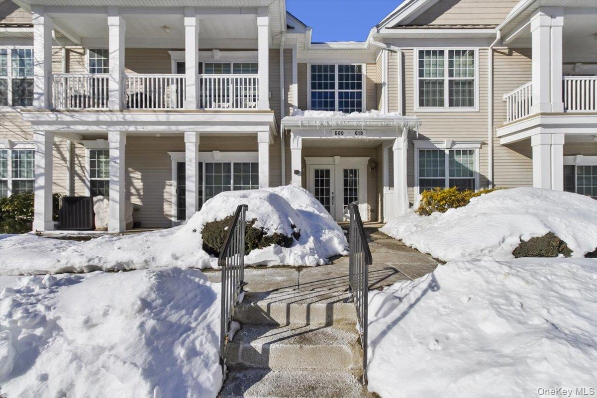 #20 photo, 612 Saratoga Lane, Fishkill , NY 12524