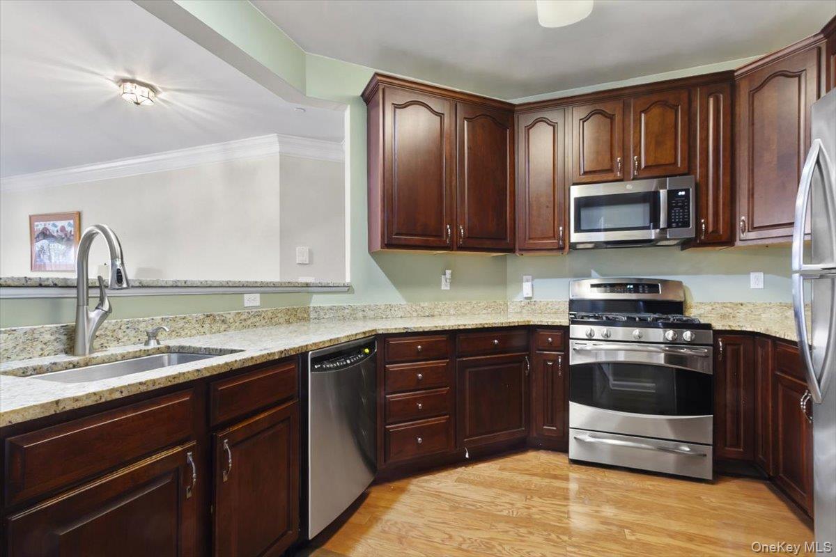 #7 photo, 612 Saratoga Lane, Fishkill , NY 12524