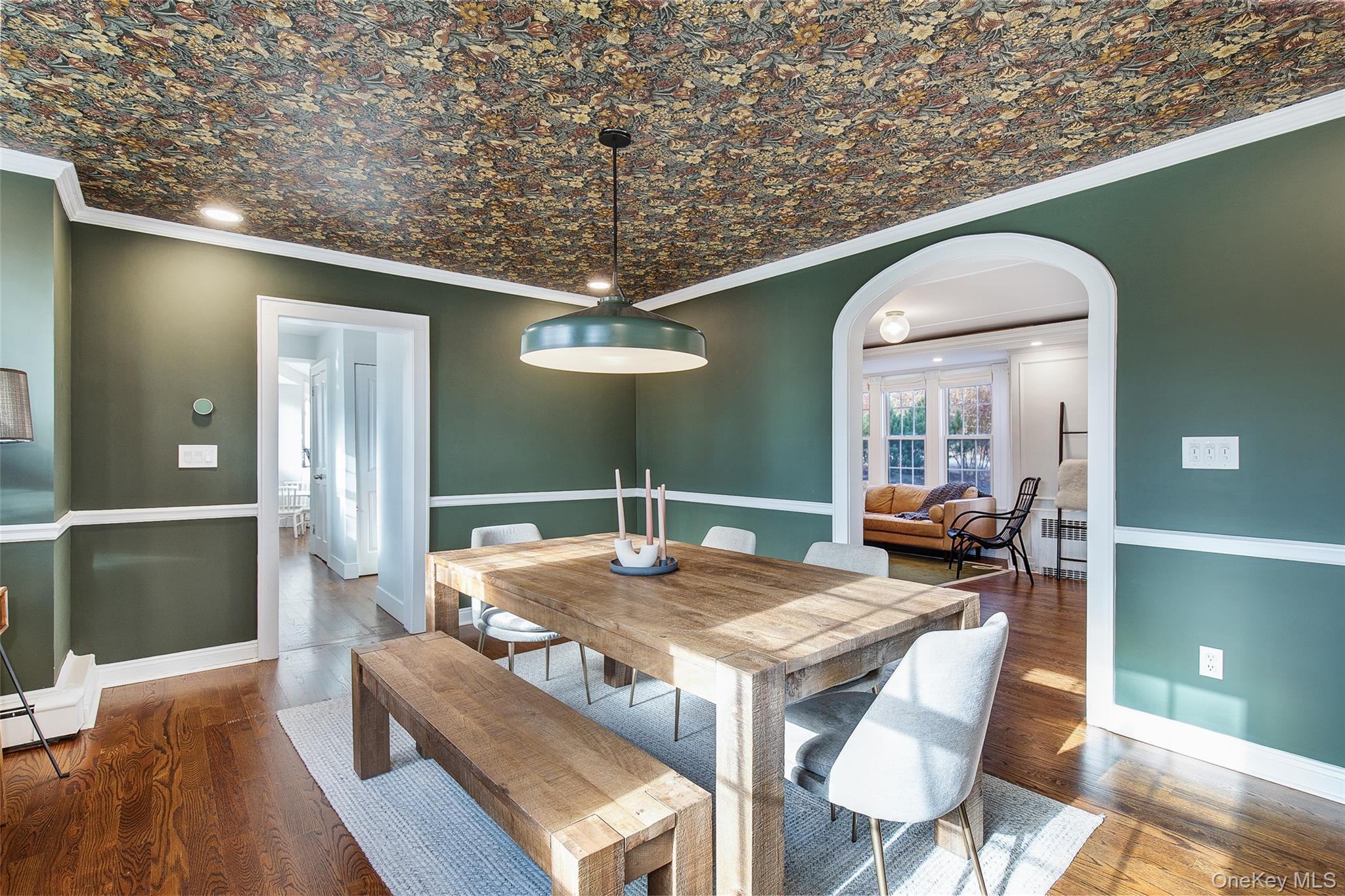 #5 photo, 25 Roxbury Road, Scarsdale , NY 10583