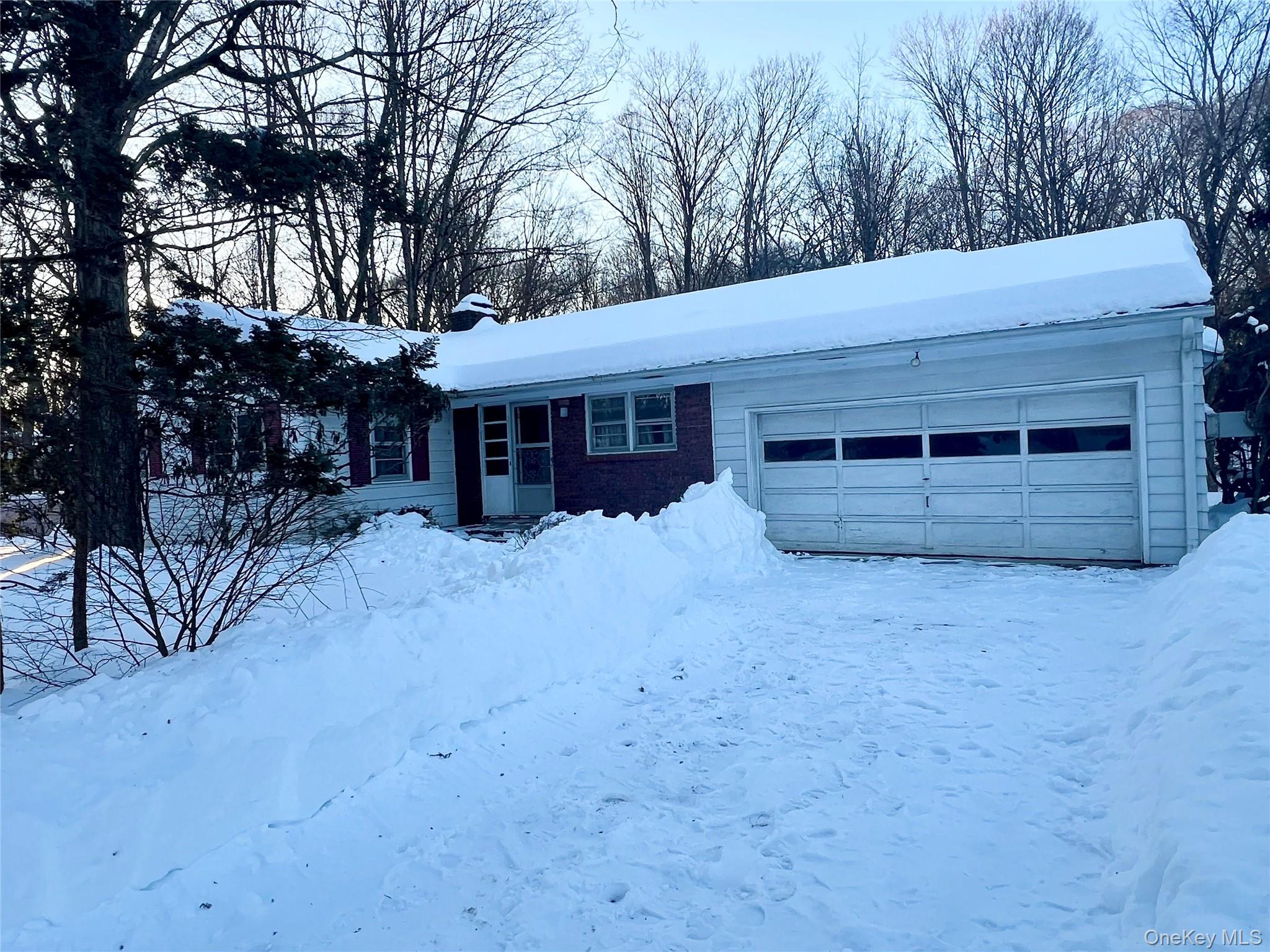 #2 photo, 35 Sandi Drive, Poughkeepsie , NY 12603