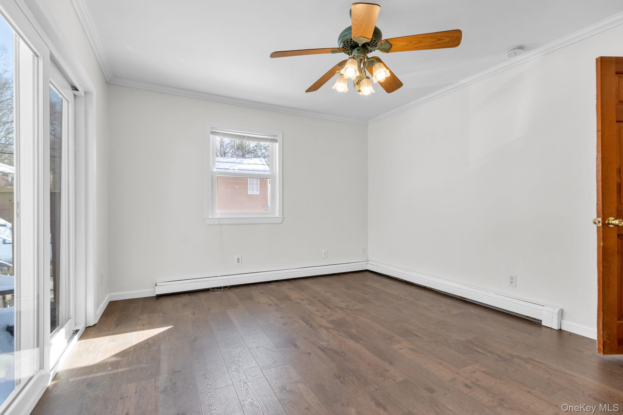 #19 photo, 51 Greenwood Avenue, 뉴욕주 Greenwood Lake , NY 10925