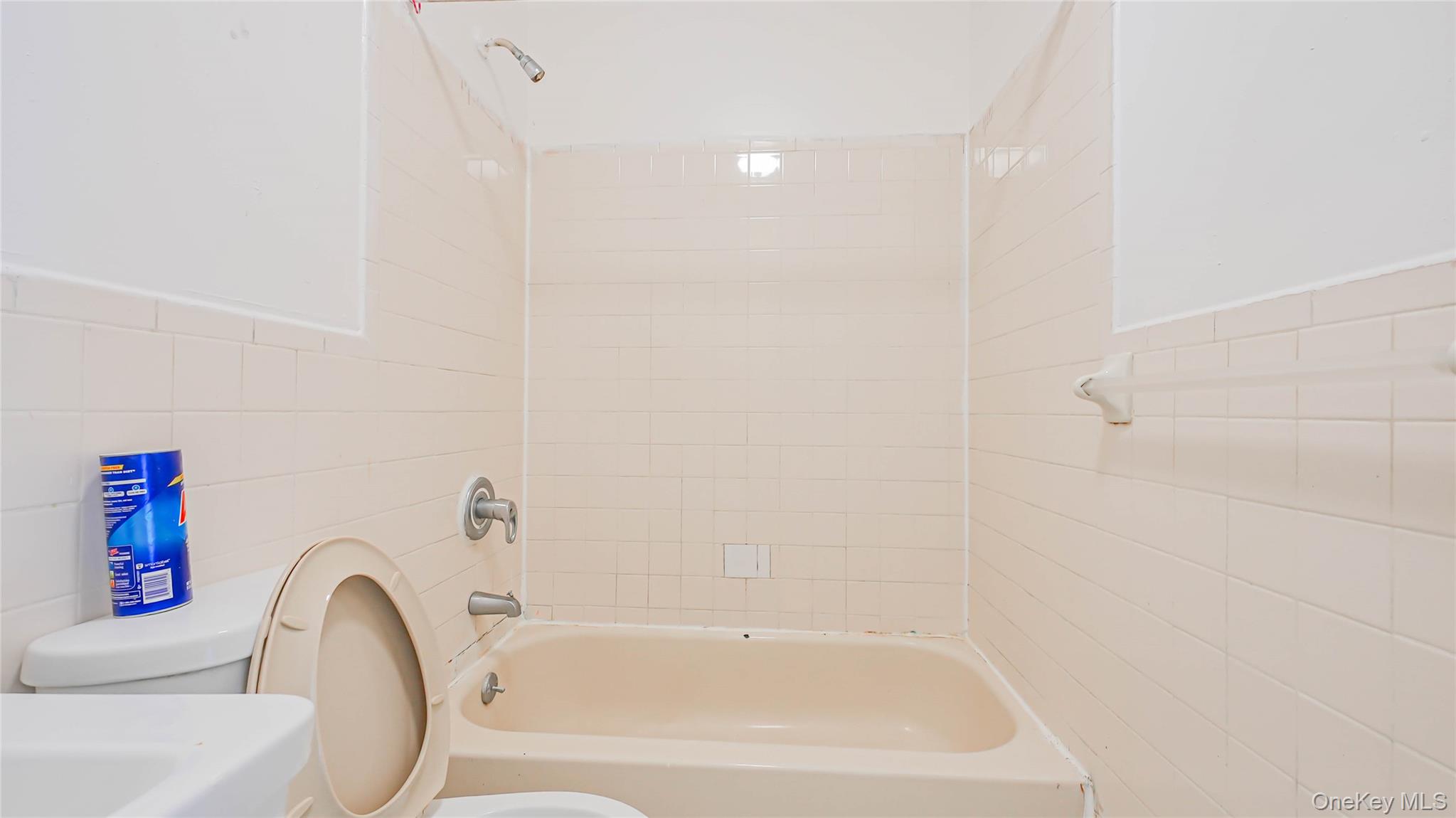 #9 photo, 381 E 152nd Street, 布朗士 Bronx , NY 10455