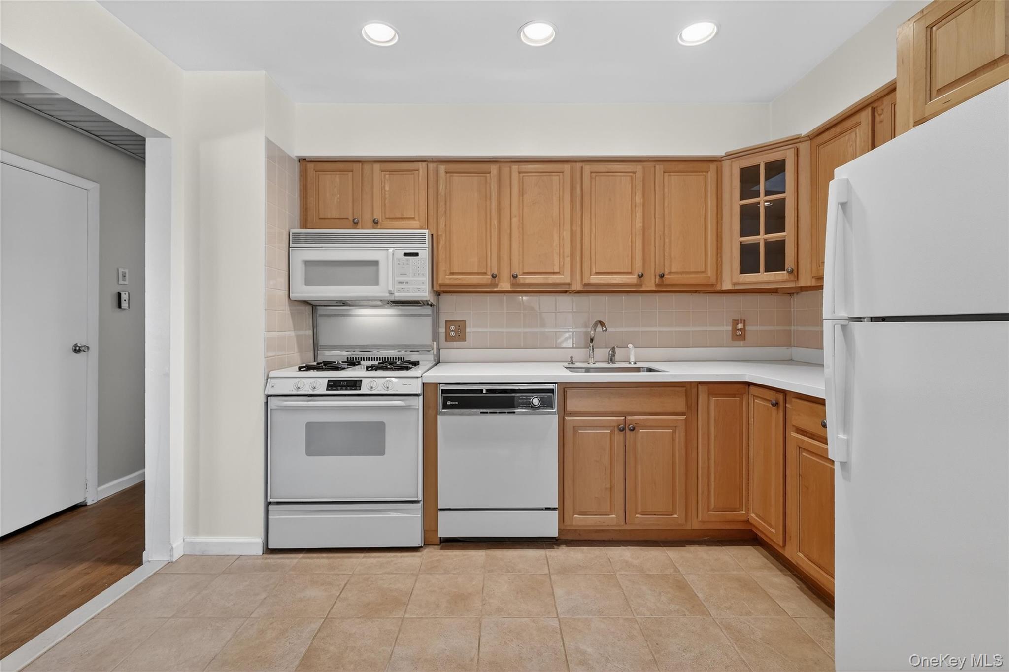 #12 photo, 41 Highland Avenue, West Nyack , NY 10994