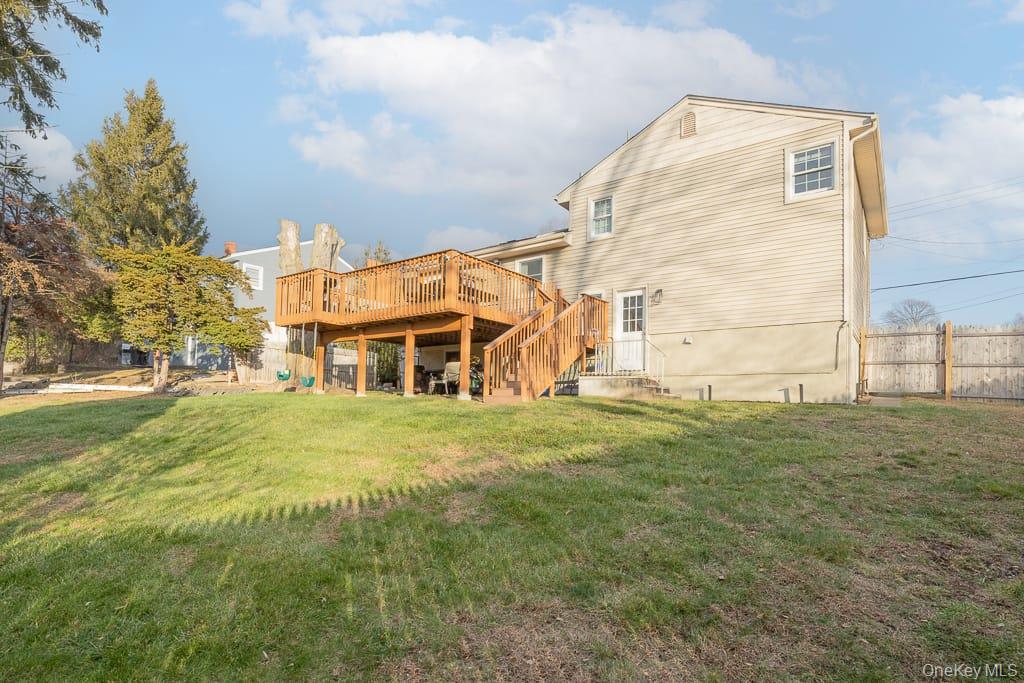 #3 photo, 5 Foxwood Avenue, Suffern , NY 10901