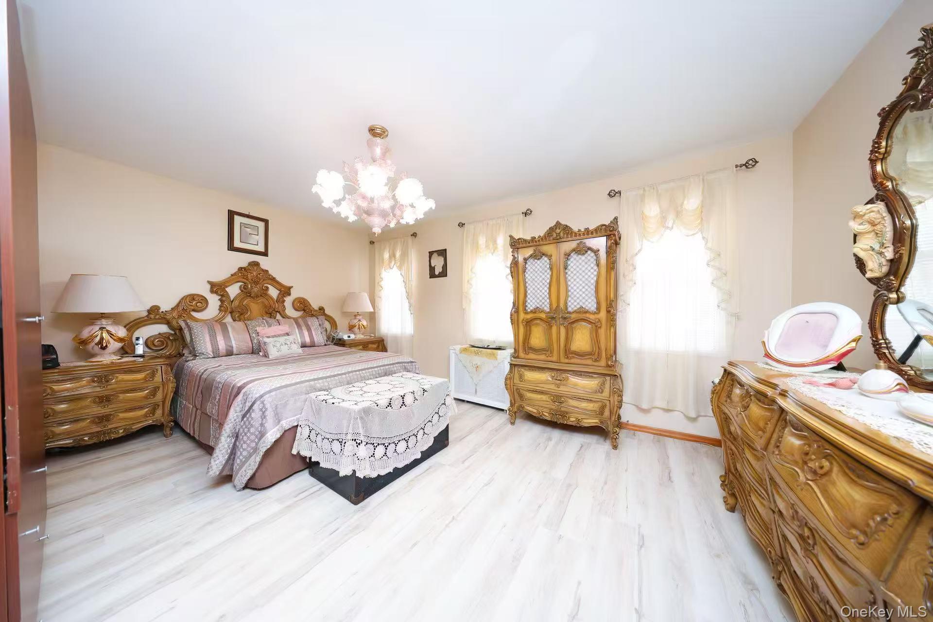 #10 photo, 8743 Union Turnpike, Glendale , NY 11385