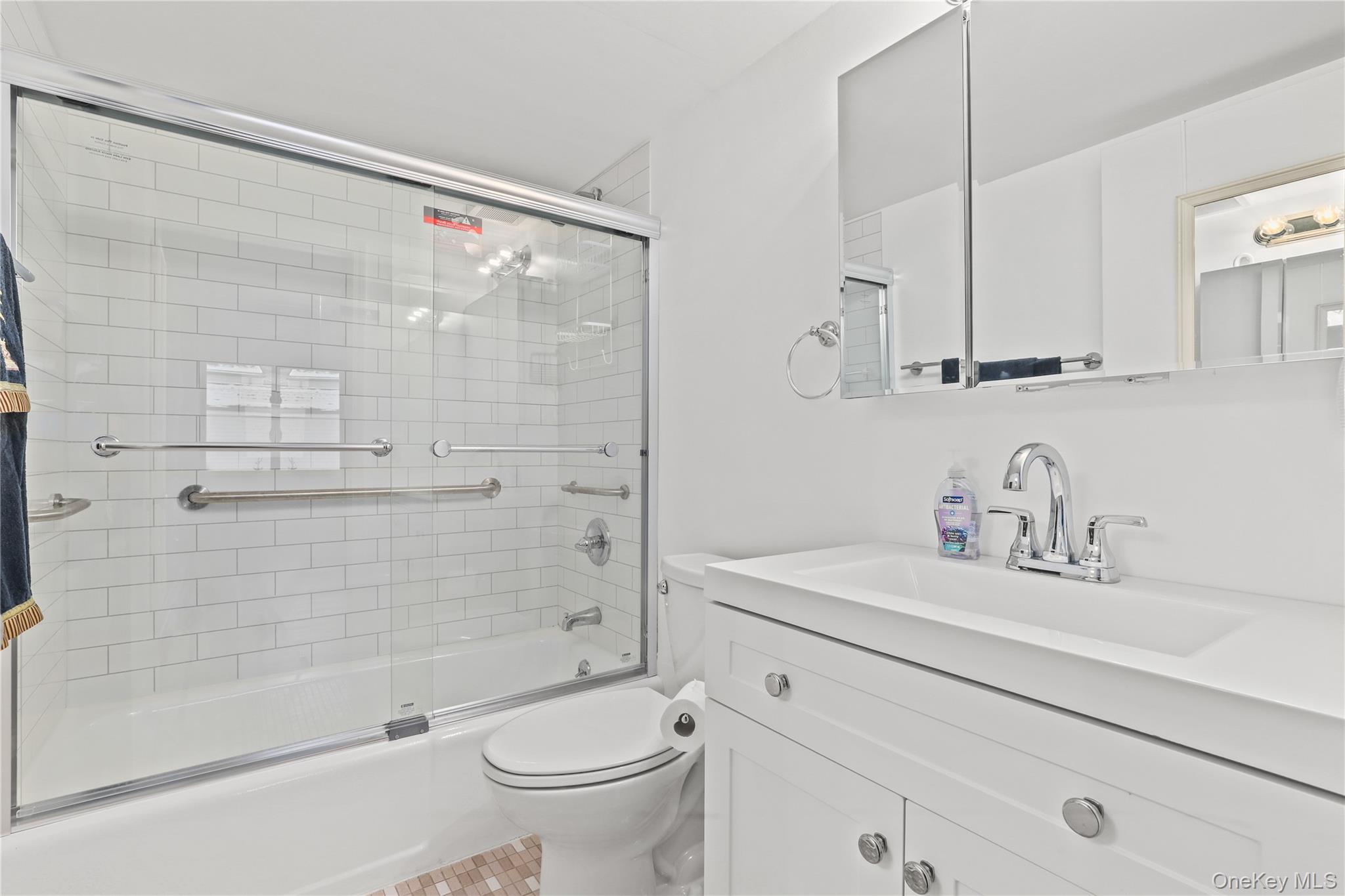 #17 photo, 50 Jefferson Oval, Yorktown Heights , NY 10598