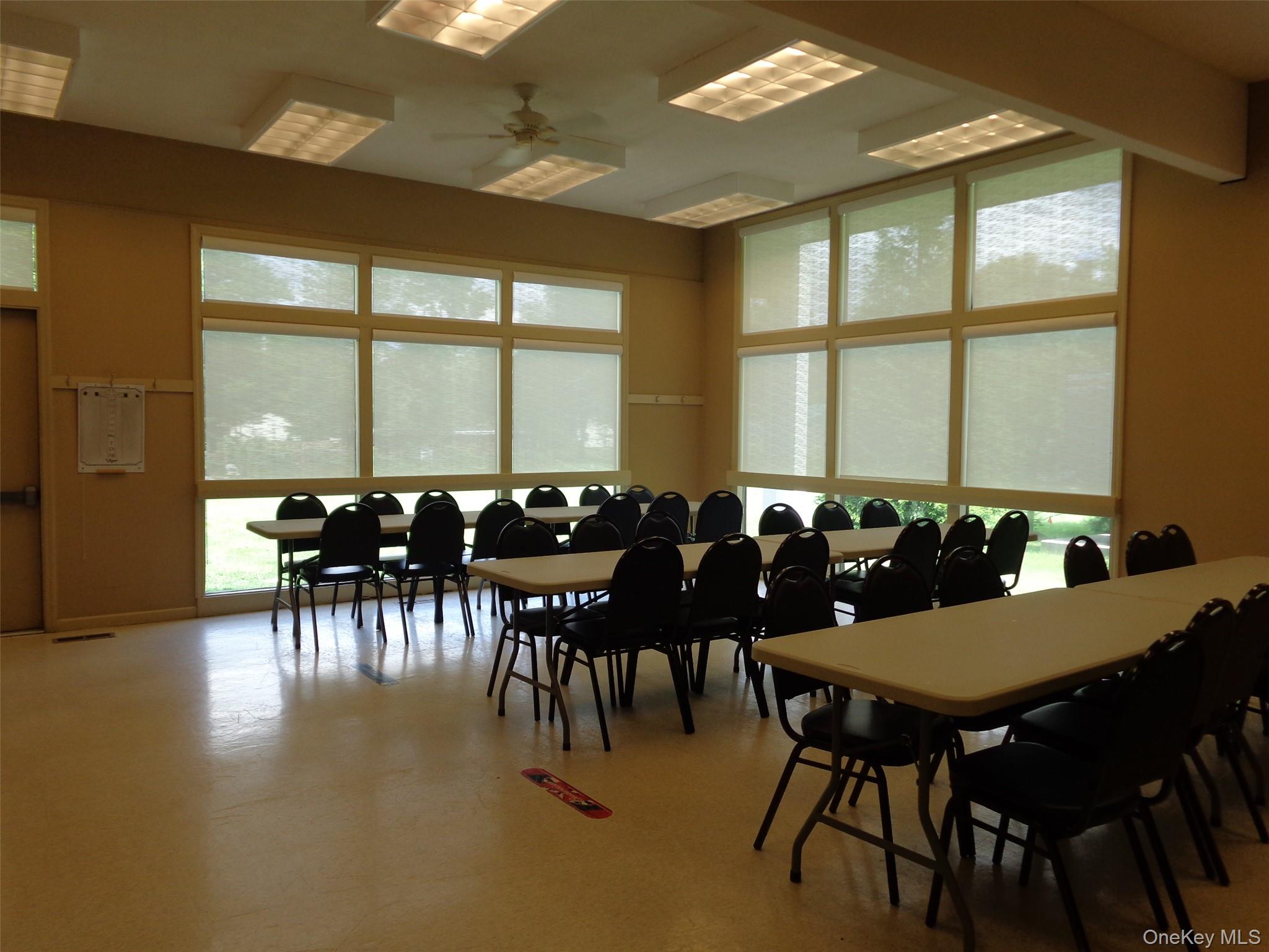 #20 photo, 50 Jefferson Oval, Yorktown Heights , NY 10598