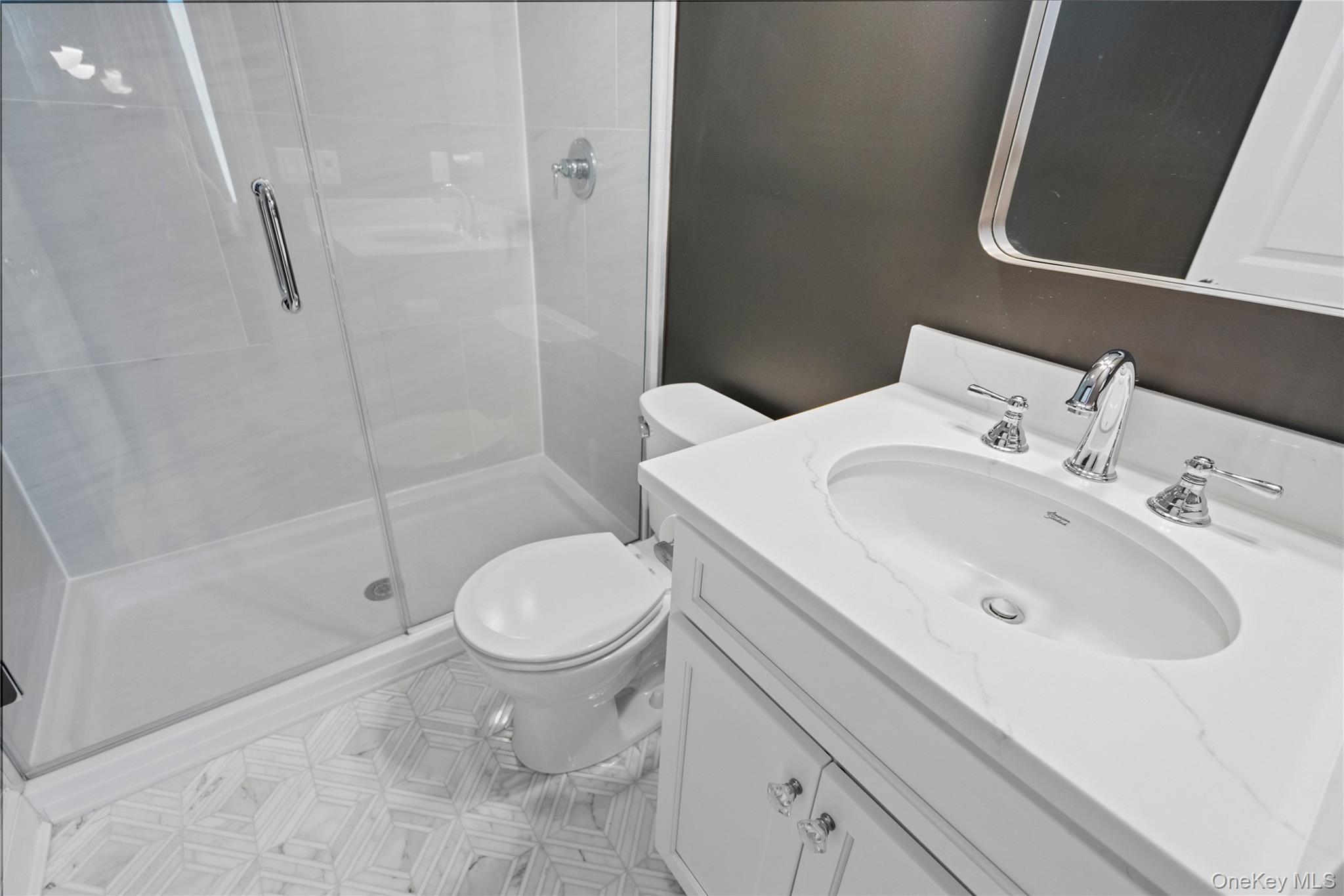 #20 photo, 5 Abbington Place, Northport , NY 11768