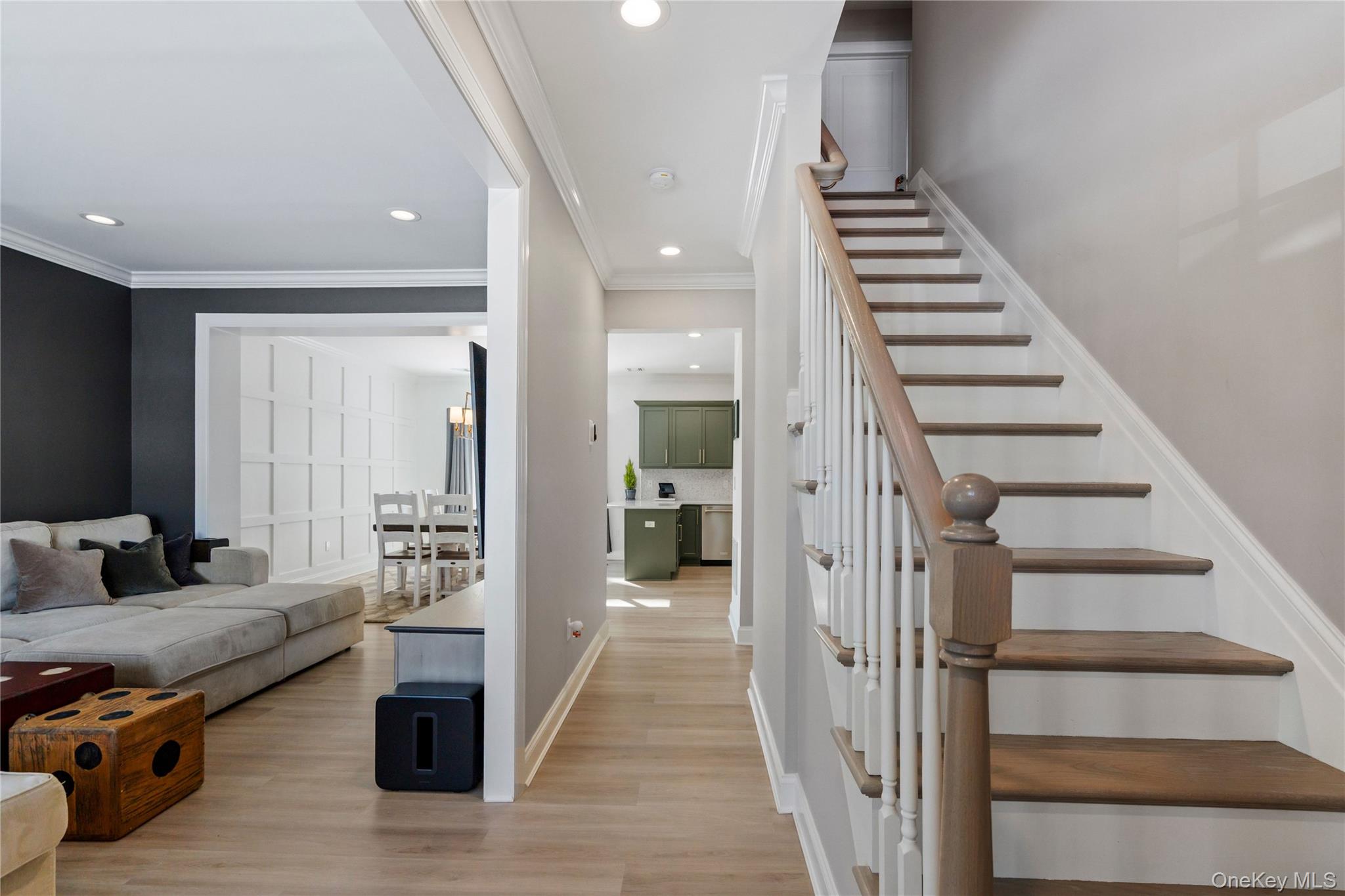 #3 photo, 5 Abbington Place, Northport , NY 11768