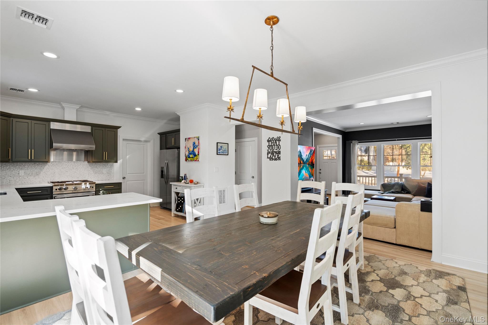 #9 photo, 5 Abbington Place, Northport , NY 11768