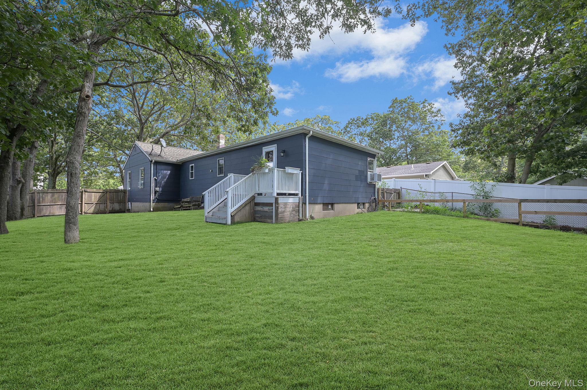 #5 photo, 222 Blue Point Road, Farmingville , NY 11738