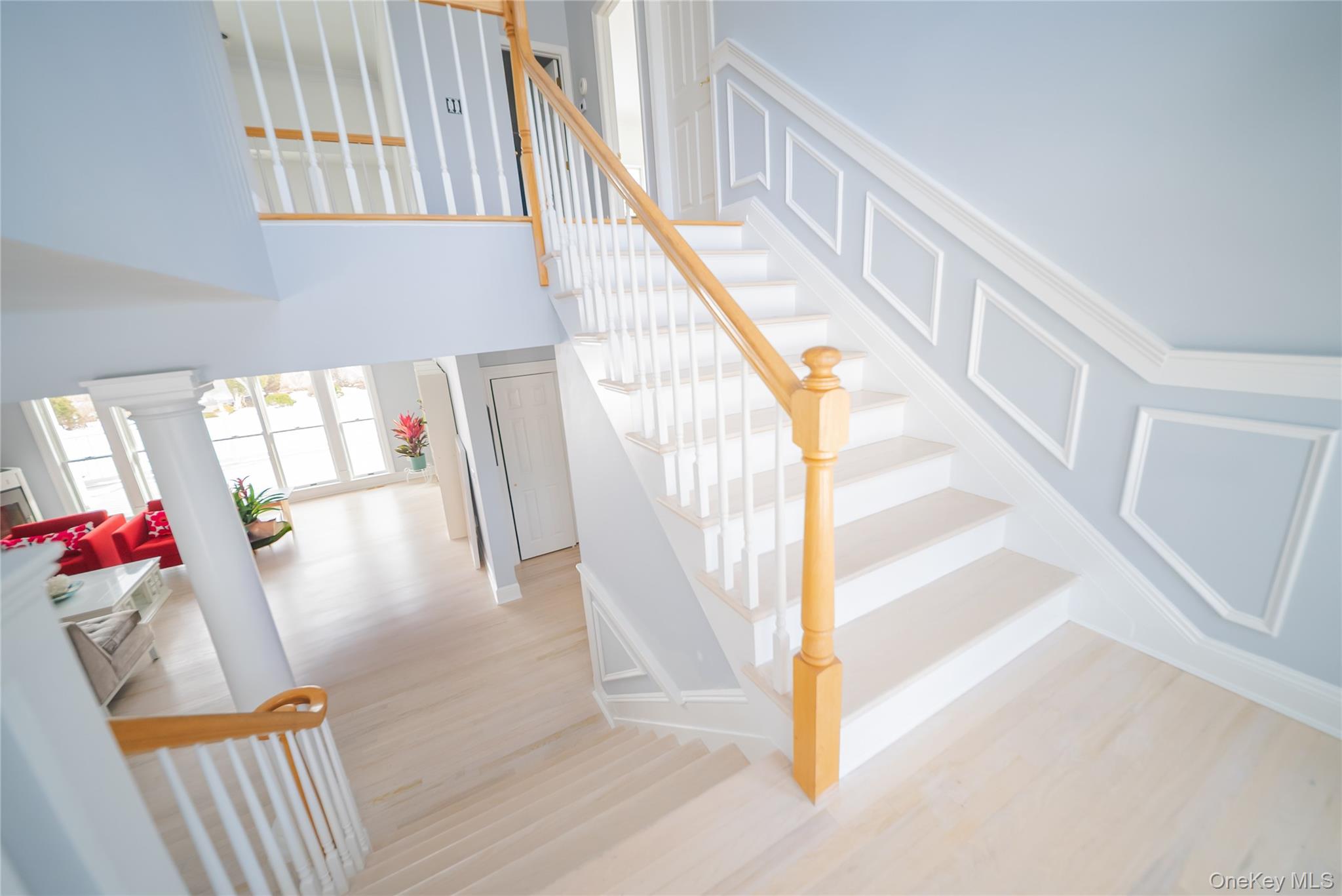 #13 photo, 14 S Country Road, מחוז סאפוק Westhampton , NY 11977