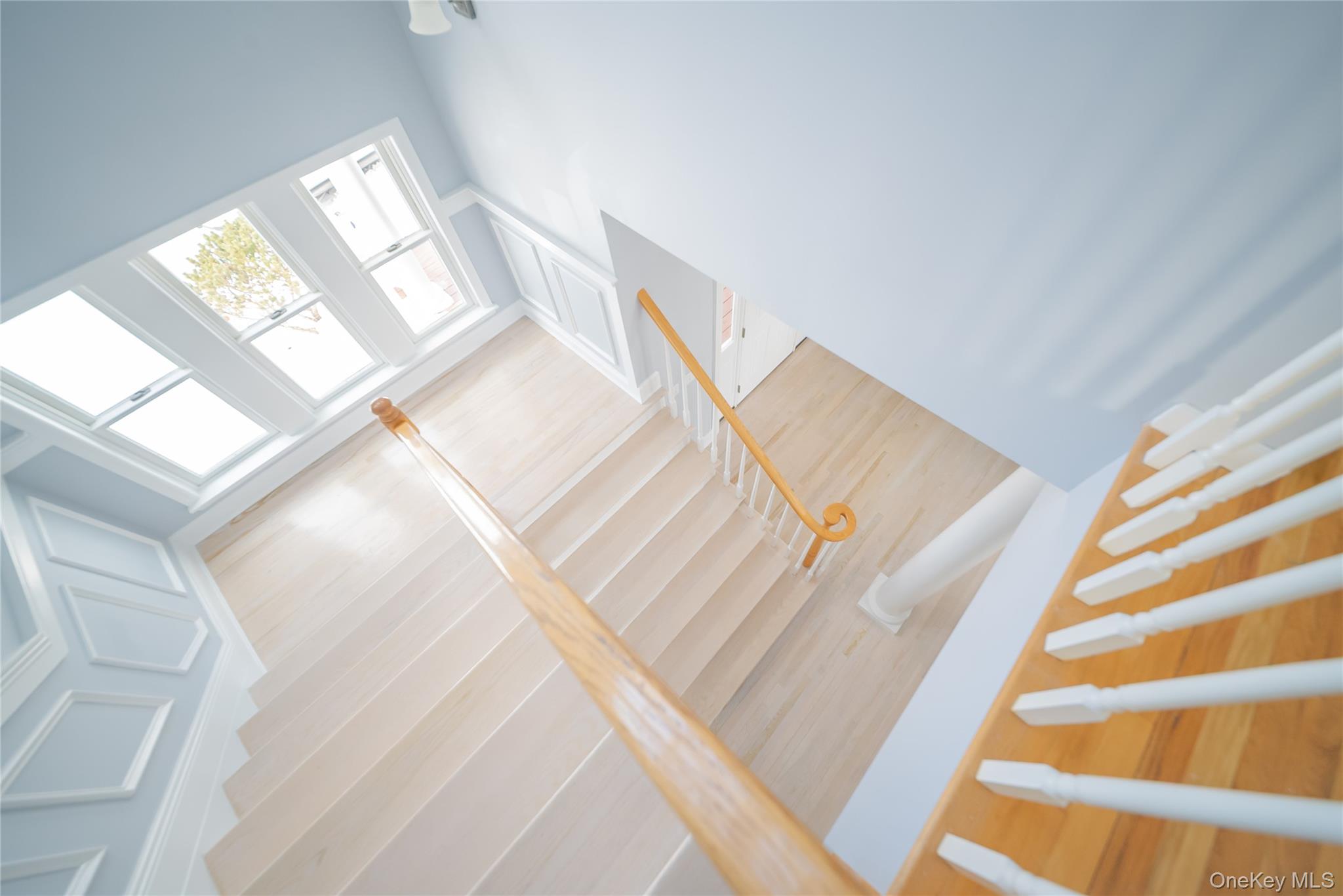 #14 photo, 14 S Country Road, מחוז סאפוק Westhampton , NY 11977