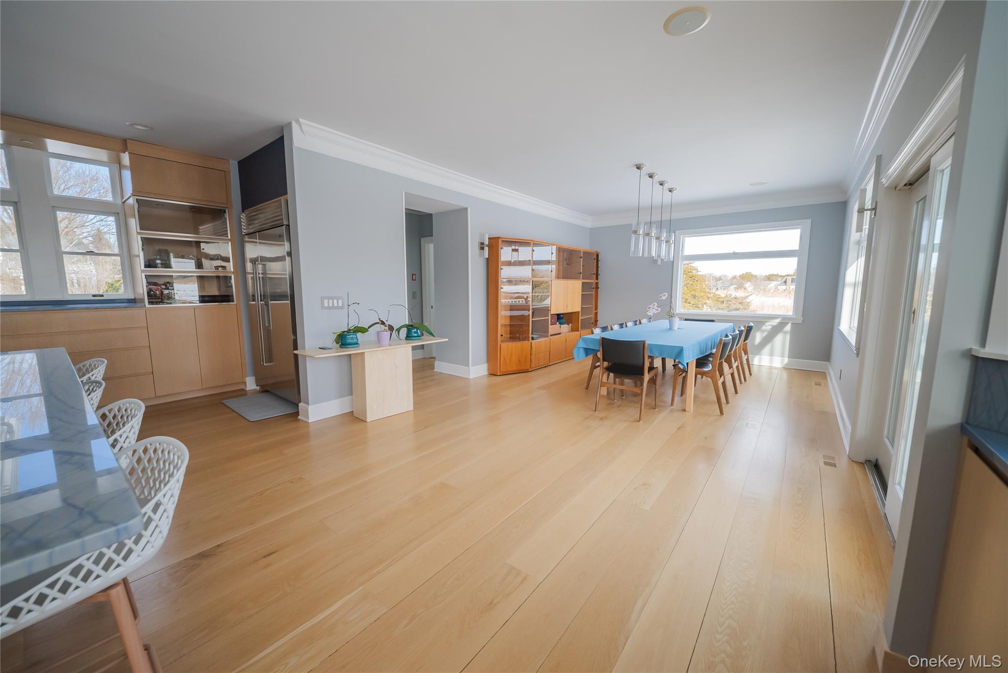 #7 photo, 14 S Country Road, מחוז סאפוק Westhampton , NY 11977