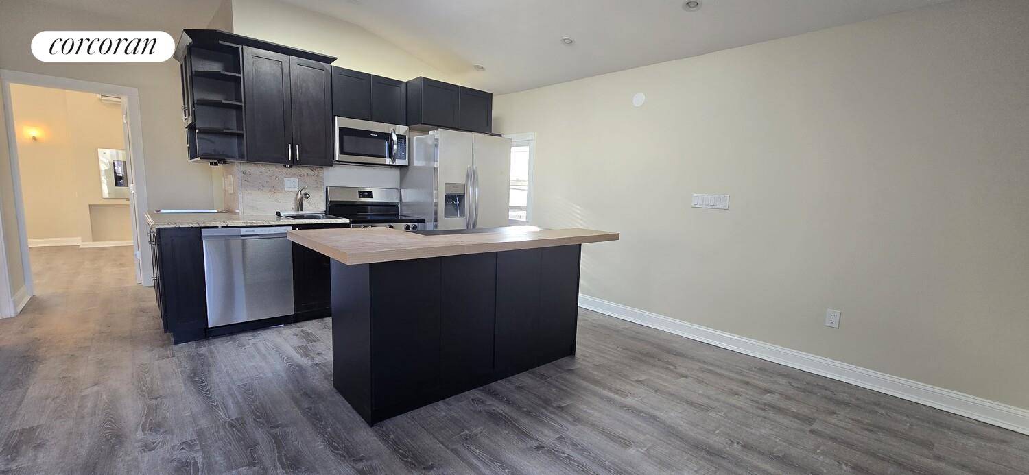 #11 photo, 162-16 77TH Road, Flushing , NY 11366